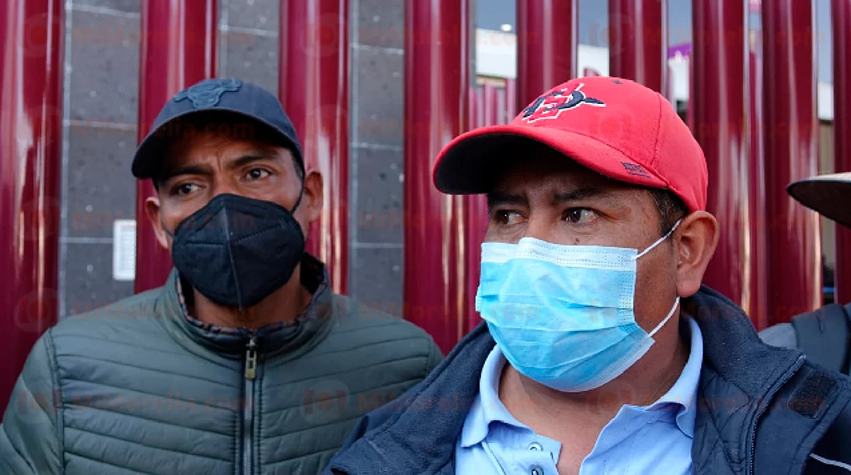 “Nuestros hijos no son delincuentes”: padres de normalistas imputados