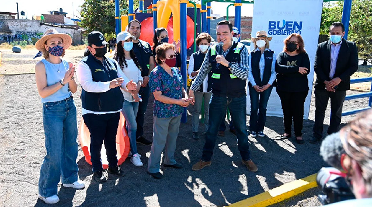Gobierno de Zamora inauguró juegos infantiles y gimnasios al aire libre en colonias de Zamora