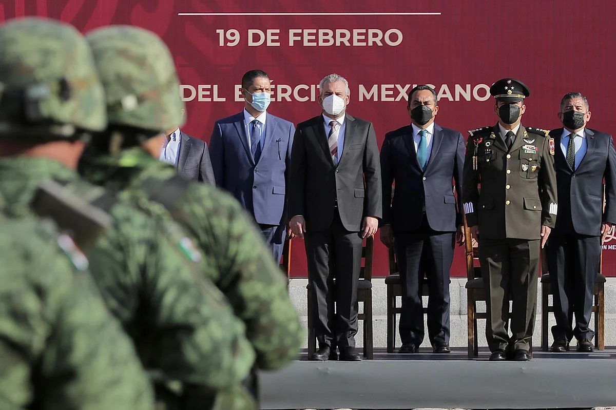 Ejército Mexicano, sólido baluarte de la soberanía nacional: Bedolla