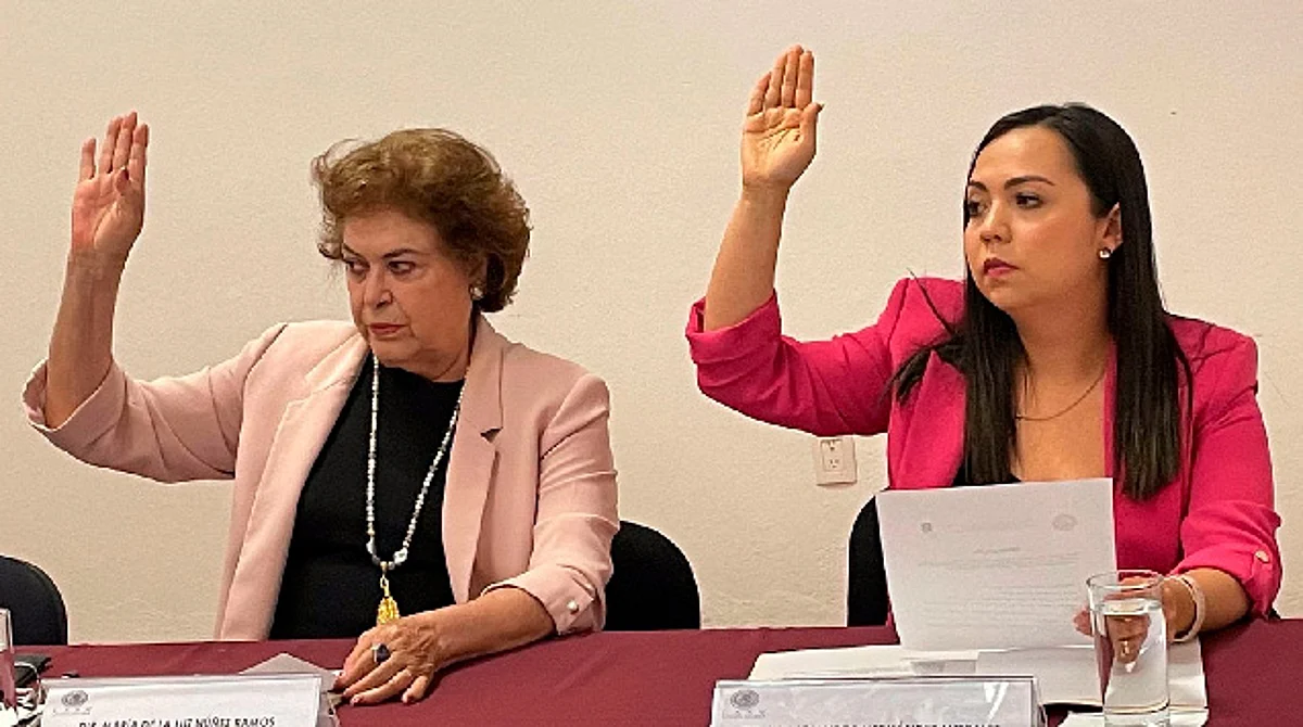 Aprueban diputadas convocatoria para la Condecoración la mujer michoacana