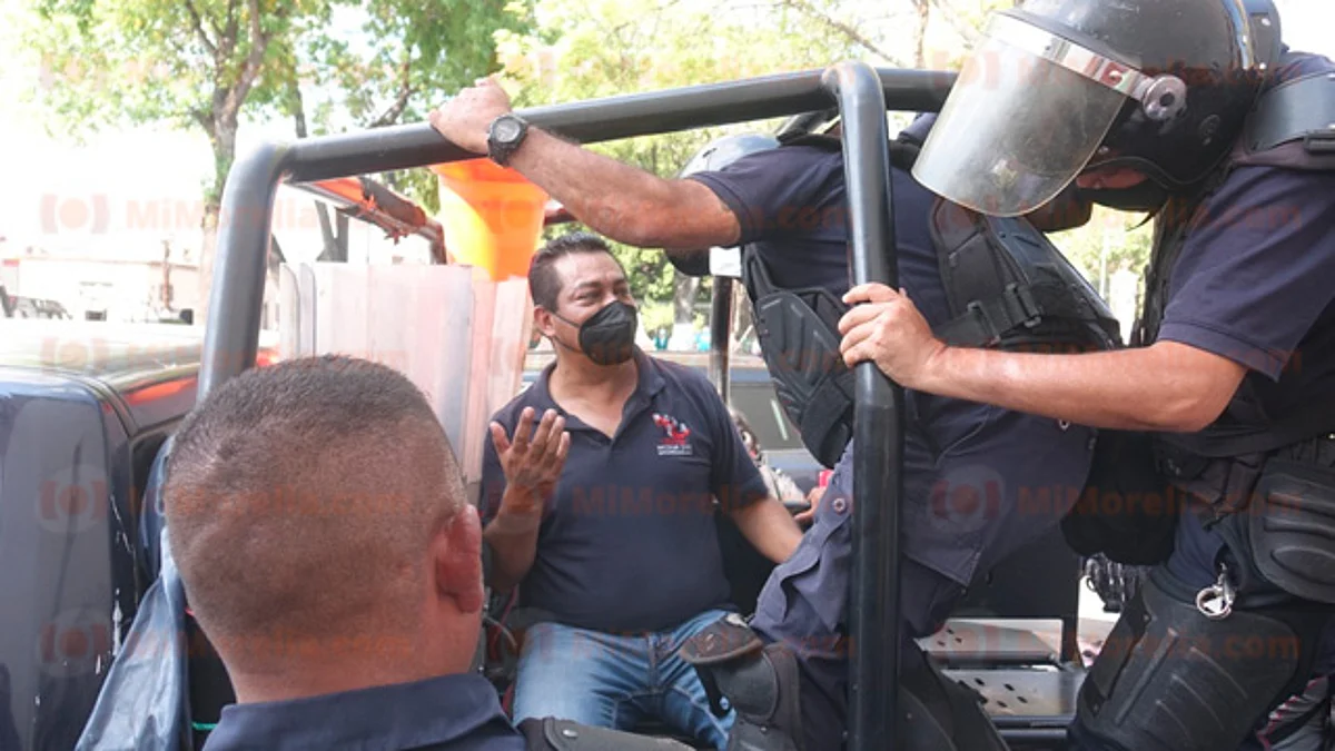 Liberan a líder de la CNTE, luego de detención en conato de violencia