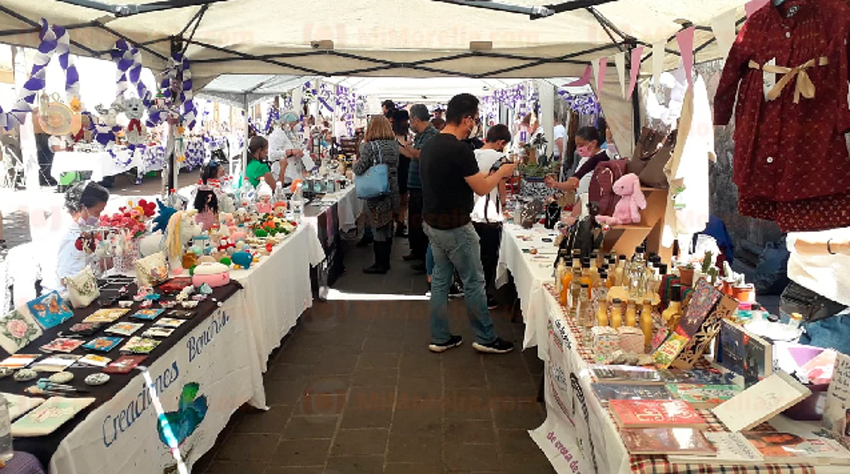 Realizan bazar de la mujer emprendedora en el Andador Nigromante de Morelia