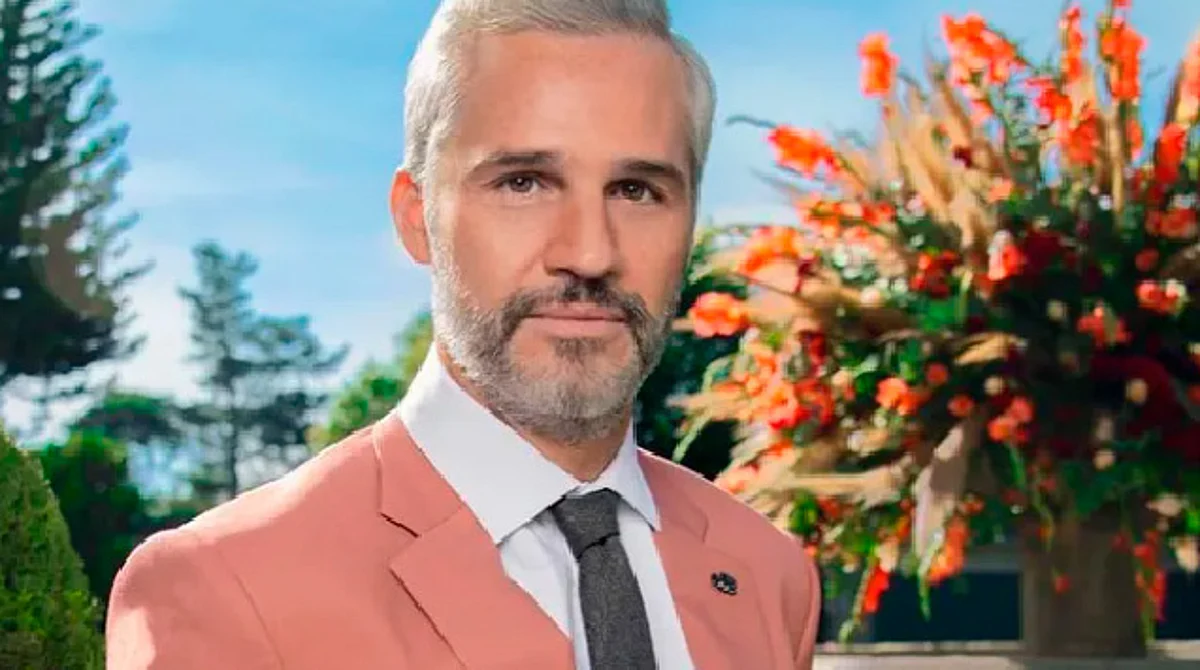 Actor Juan Pablo Medina se deja ver por primera vez con prótesis de pierna