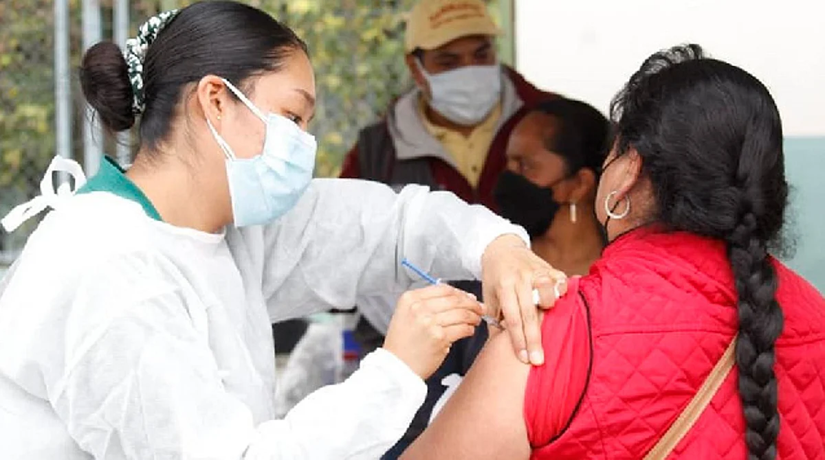 Atentos, el lunes vacunarán refuerzo en Morelia a todas las personas mayores de 30