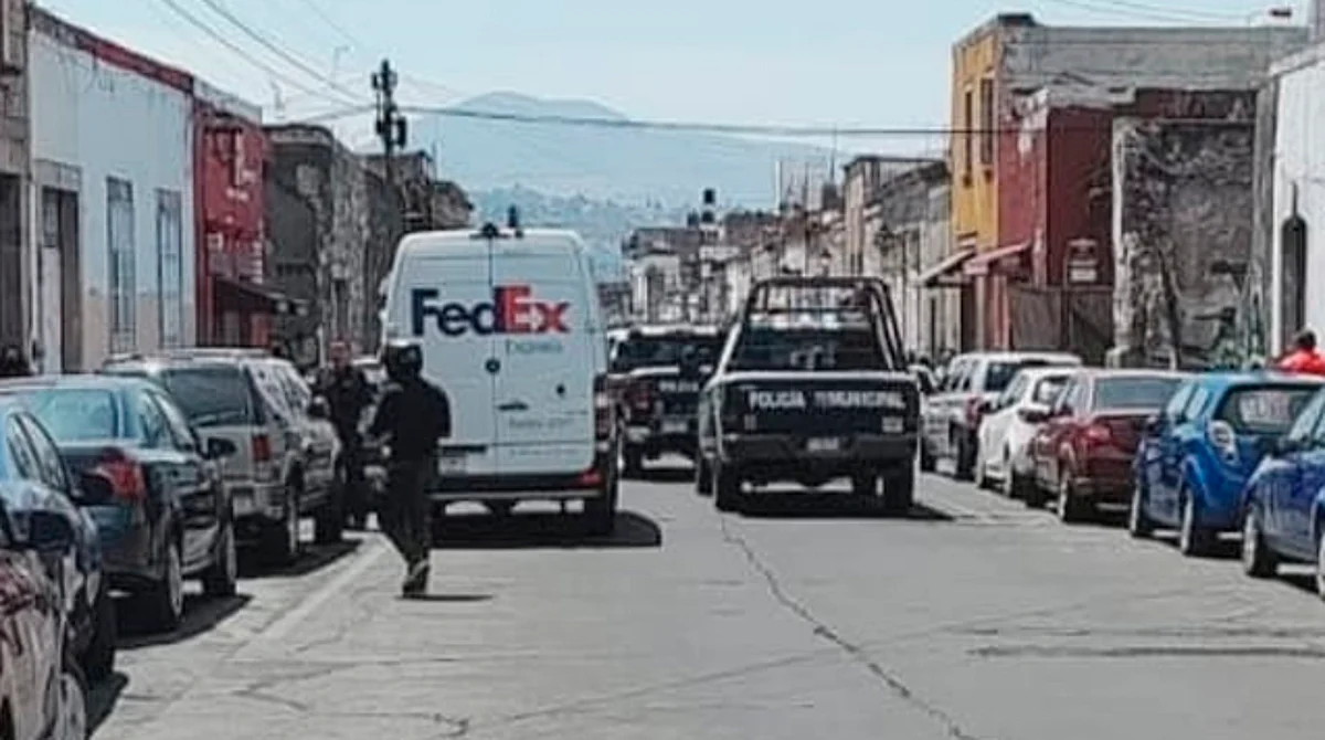En el lugar el sujeto les disparó a los policías; y ellos repelieron la agresión