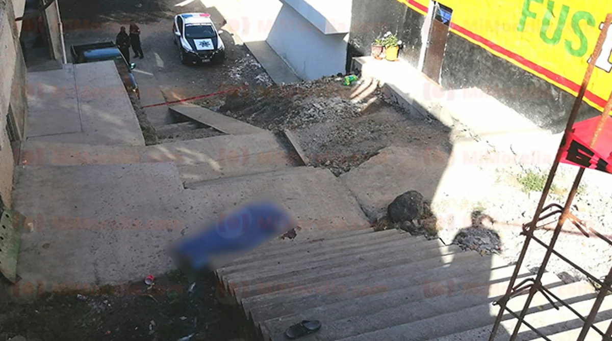 En Uruapan, un hombre muere al caer de unas escaleras
