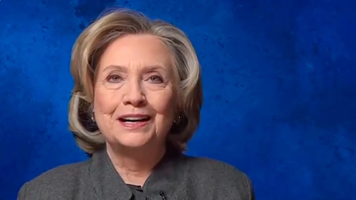 Hillary Clinton se contagia de Covid-19
