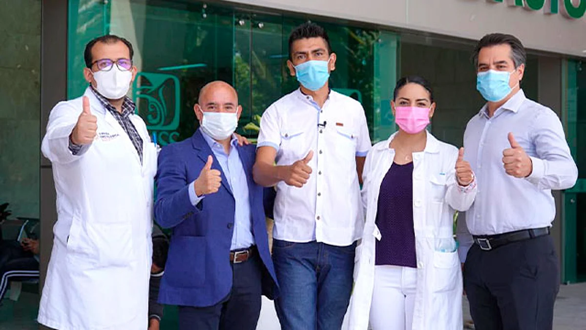 IMSS salva a paciente con pocas posibilidades de vida por cáncer en el hígado