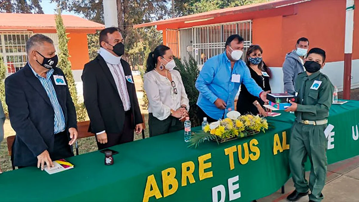 Pátzcuaro: Reconocen a participantes del Concurso de Lectura y Comprensión de Textos
