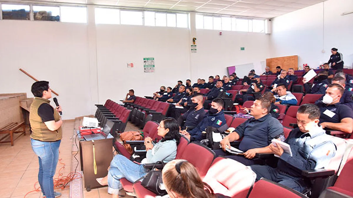DIF-Zamora capacita a elementos de Seguridad Pública