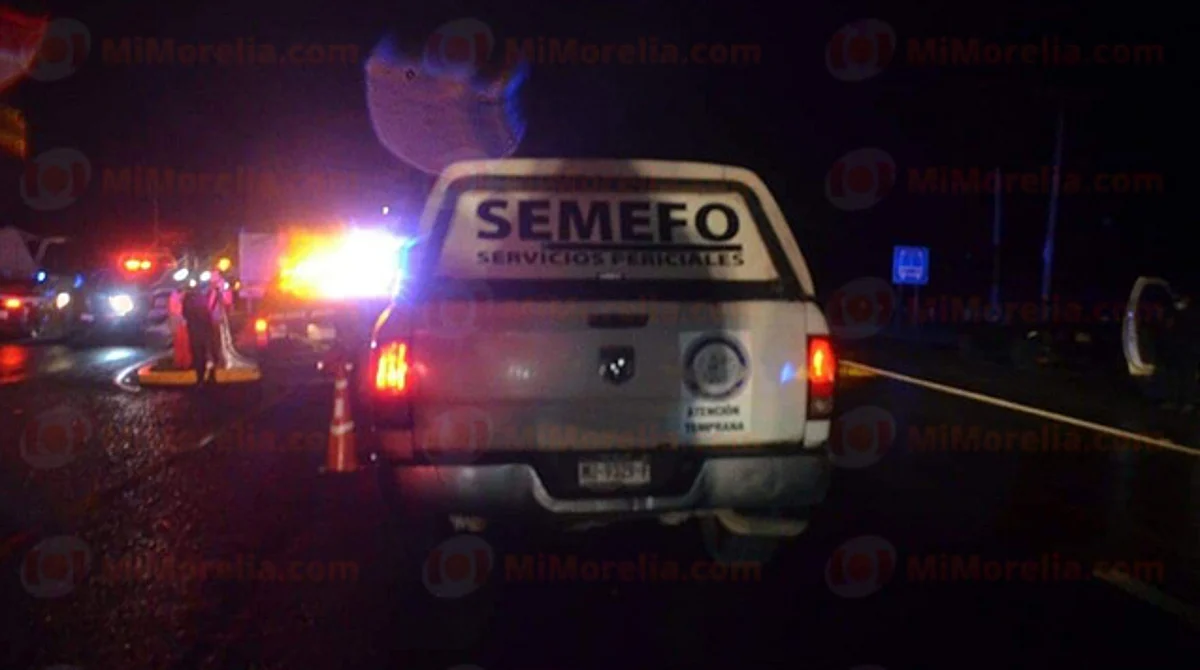 Ataque en gasolinera deja dos hombres muertos y una mujer herida, en Cd Hidalgo