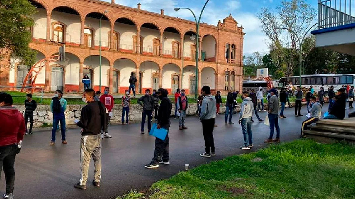 Hay 8 escuelas normales en Michoacán