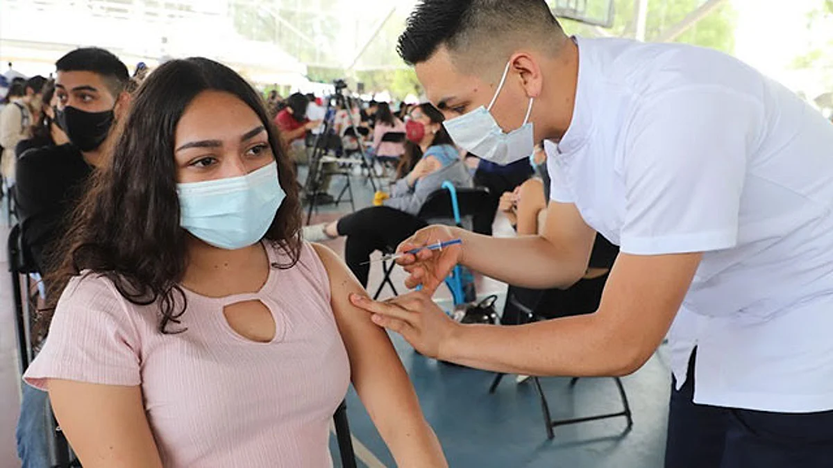 Jóvenes de 18 a 29 podrán aplicarse el refuerzo anti Covid-19 en las Tenencias de Morelia