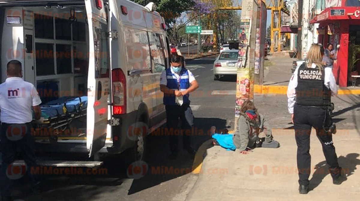Morelia: auxilian a mujer en situación de calle y bajo influjos de estupefaciente