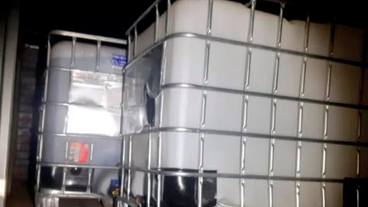 Localizan en Tarímbaro camiones con 4 mil litros de hidrocarburo ilícito