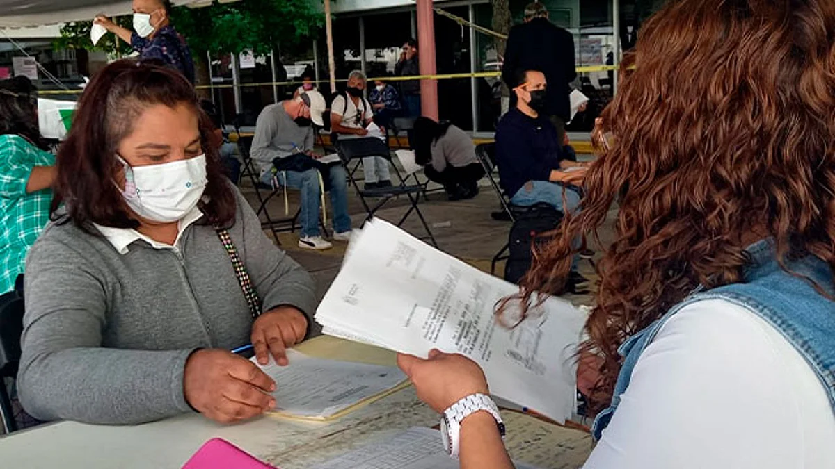 Advierte SEE a trabajadores no participar en cambios de adscripciones fuera de ley