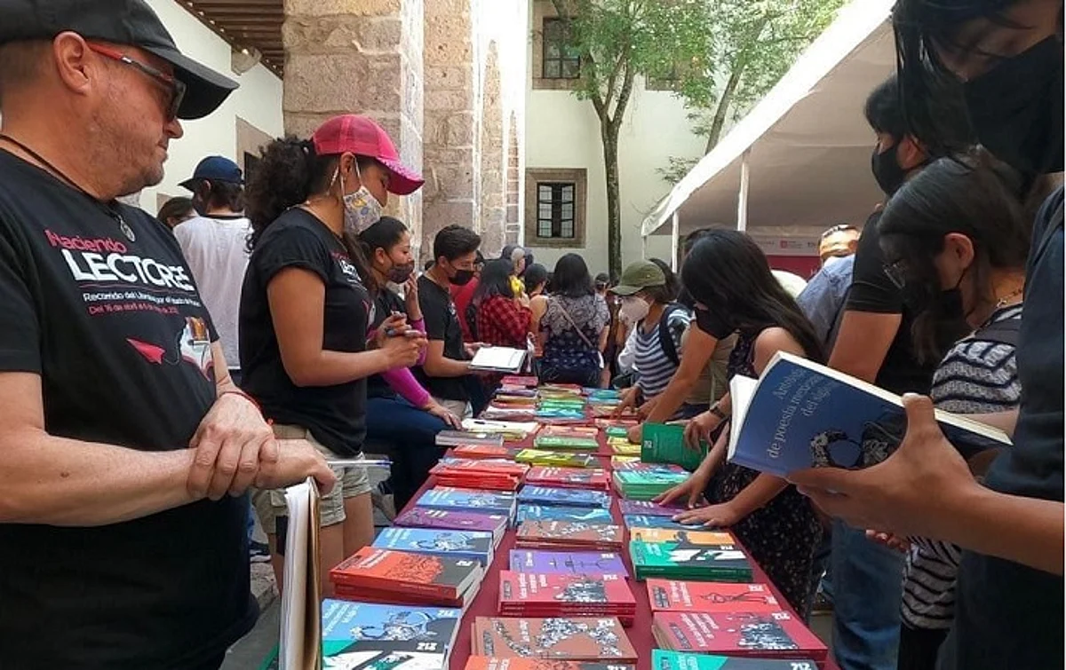 La Plaza Central de la tenencia de Capula, será el foro de la presentación del libro “Los últimos años del general Cárdenas” de Fernando Benítez