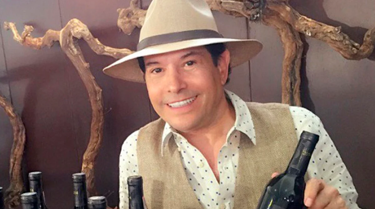 Destapan supuesto romance de "Pepillo" Origel con galán de Televisa