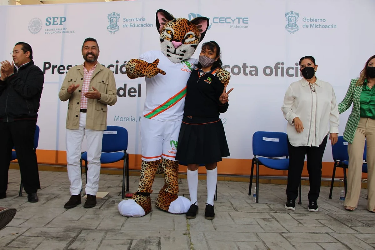 Mascota oficial del Cecytem diseñada por alumna de Turicato