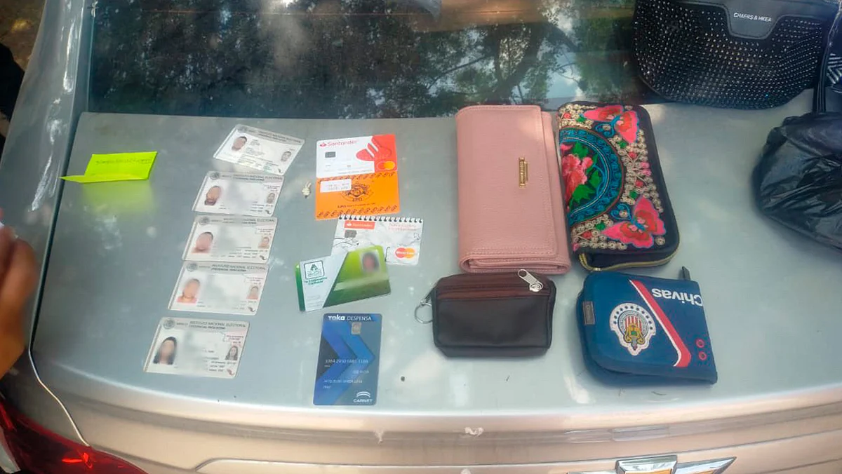 Detienen a mujer carterista moreliana