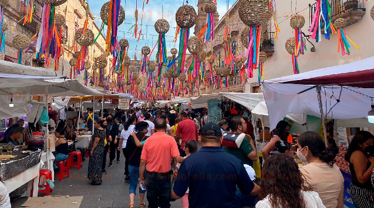 Reportan 12 nuevos contagios y una defunción por Covid-19, este jueves Santo en Michoacán