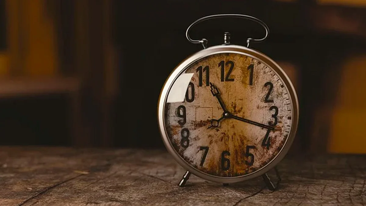 Discusión sobre el horario de verano fue aplazada hasta septiembre