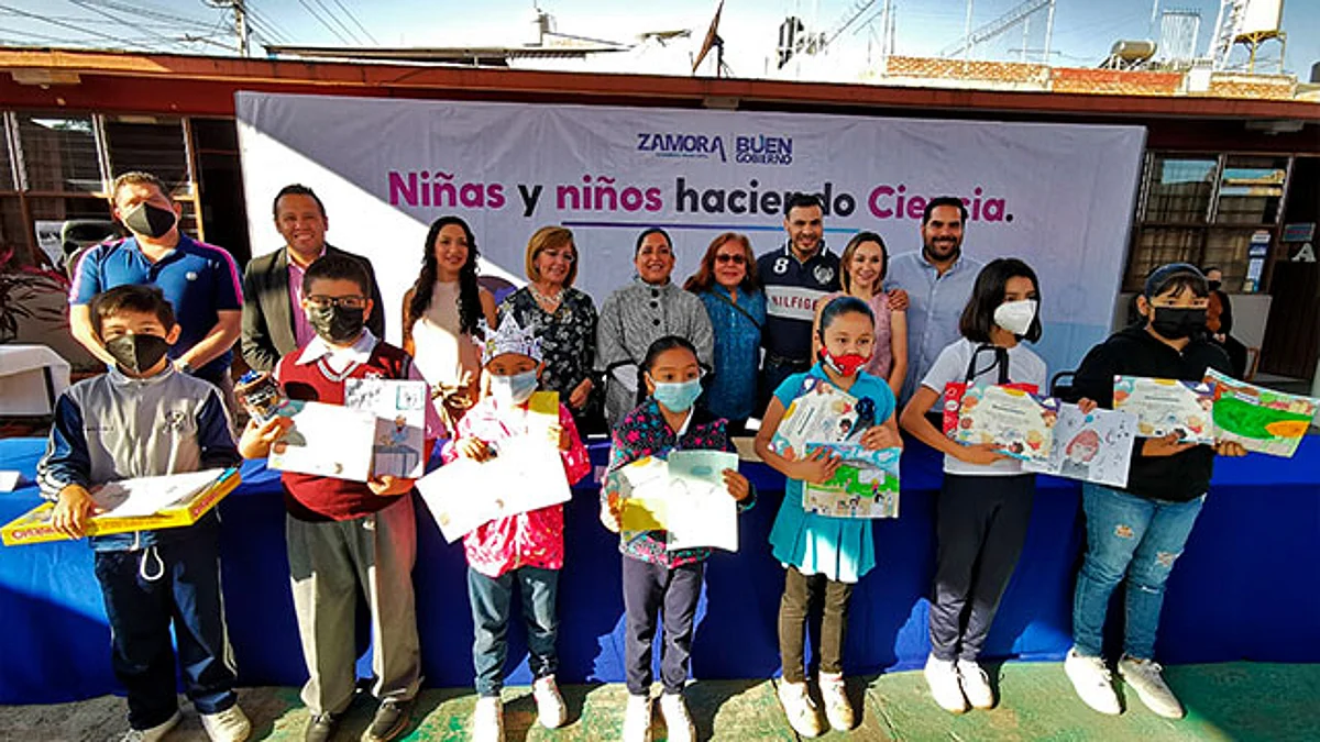 El primer lugar fue para Mariana Bustamante; la segunda posición fue para Paula Santoyo y el tercer lugar lo obtuvo Betsabé Ramírez