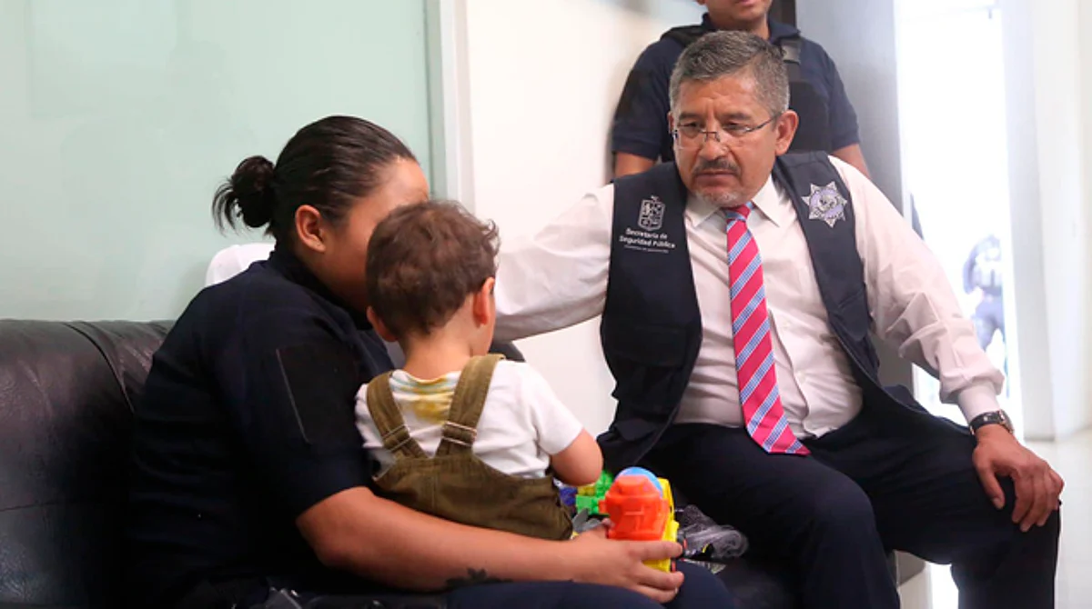 Se encontró a un familiar del niño, que enseguida recibió pláticas por parte de dicha dirección
