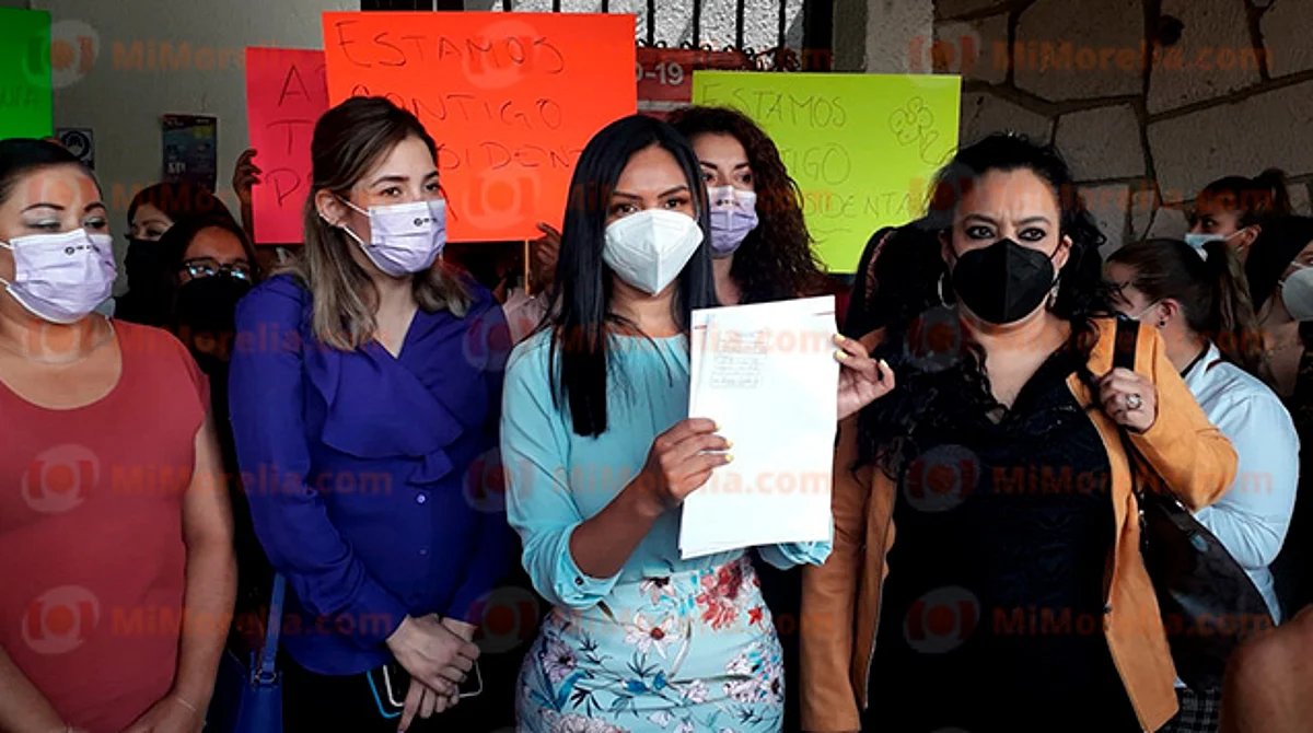 Presenta Araceli Saucedo queja ante IEM por violencia por razón de género