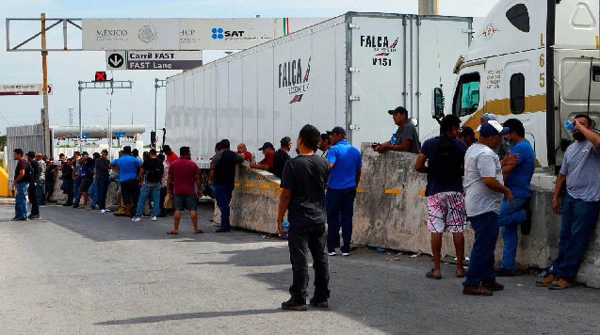 El Gobierno de México ha entrado en comunicación con el Gobierno de Estados Unidos y con la oficina del gobernador de Texas para identificar alternativas que garanticen la seguridad en nuestra frontera compartida sin perjudicar al comercio binacional