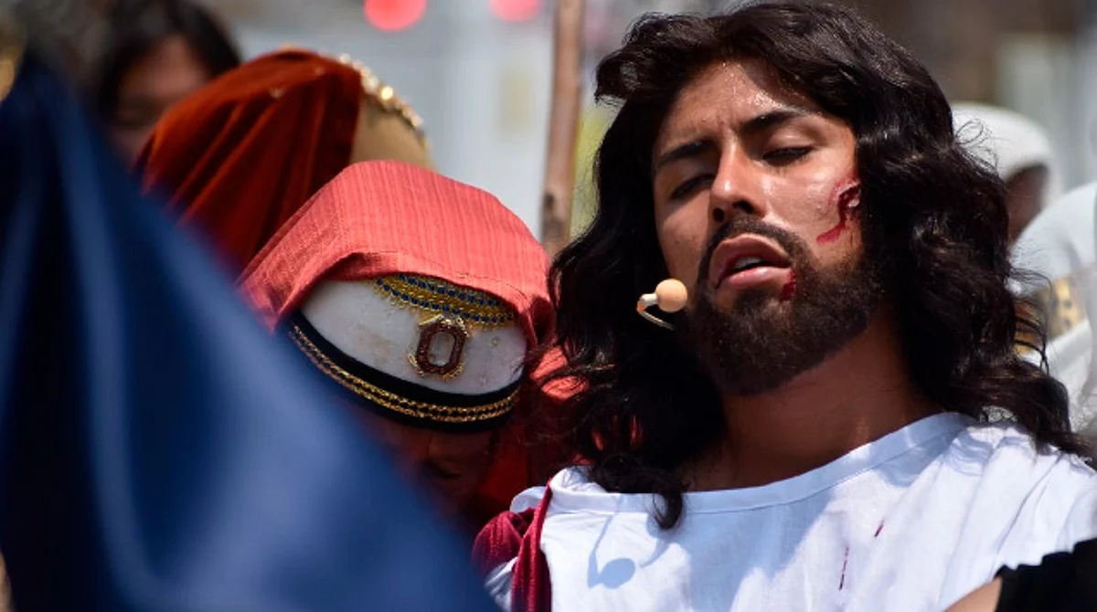 Axel, de 22 años de edad, fue el encargado de representar a Jesús de Nazaret este 2022