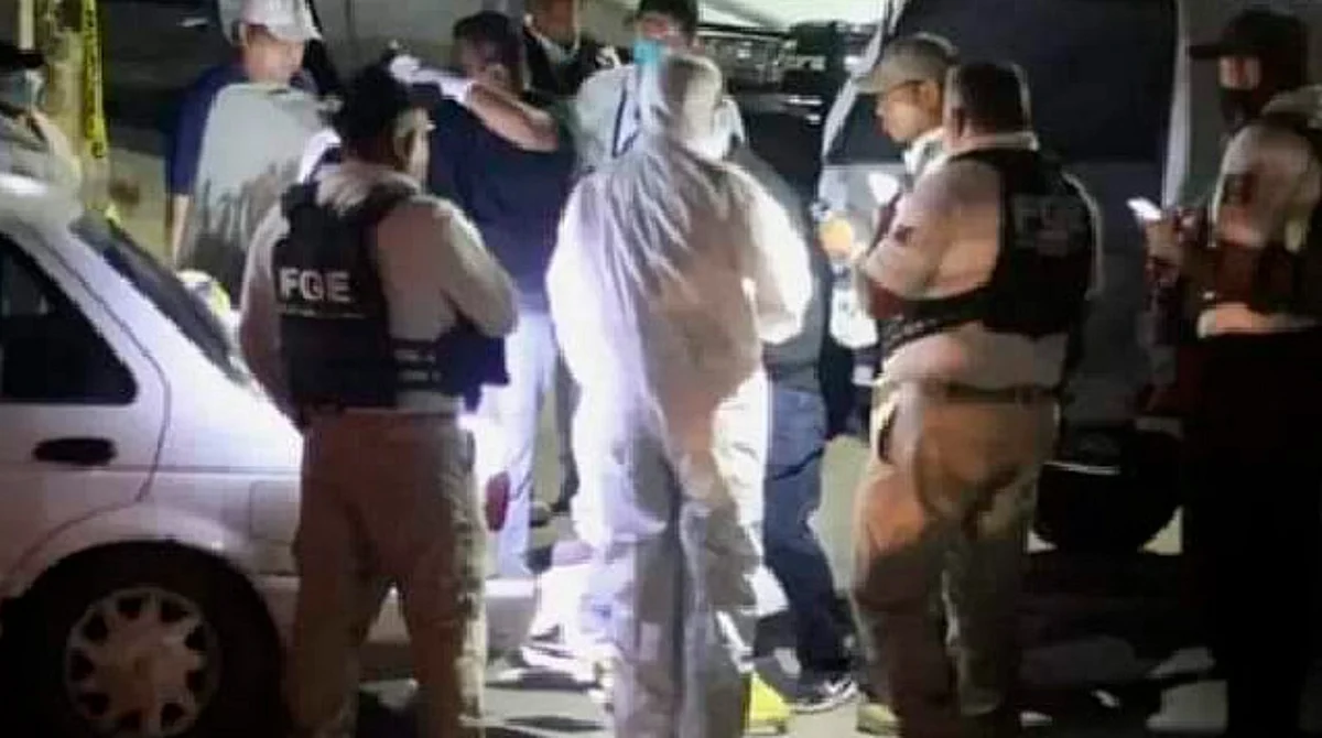 Dejan 4 cuerpos al interior de un auto en Acapulco; entre ellos una mujer