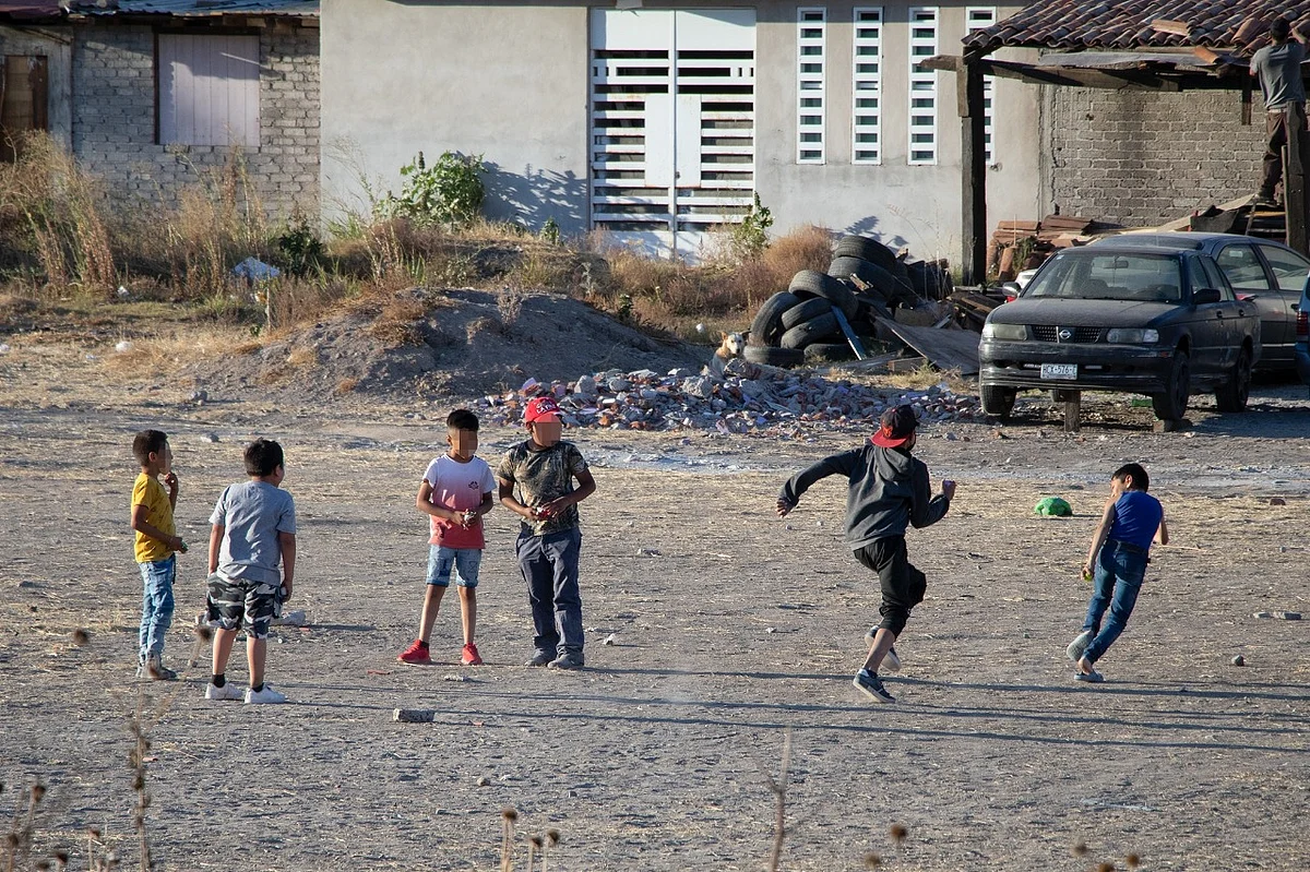 136 mil 735 menores menores de edad viven en pobreza extrema