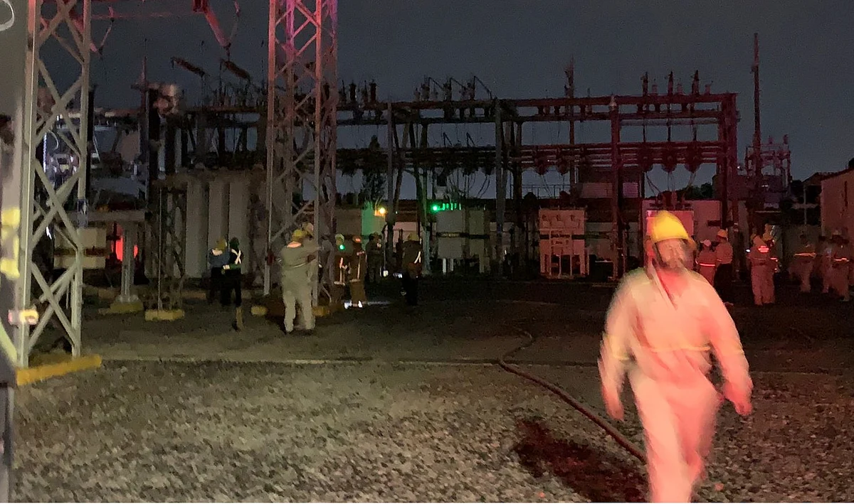 Durante el incendio se desalojaron entre 800 y mil personas que residen en las zonas aledañas