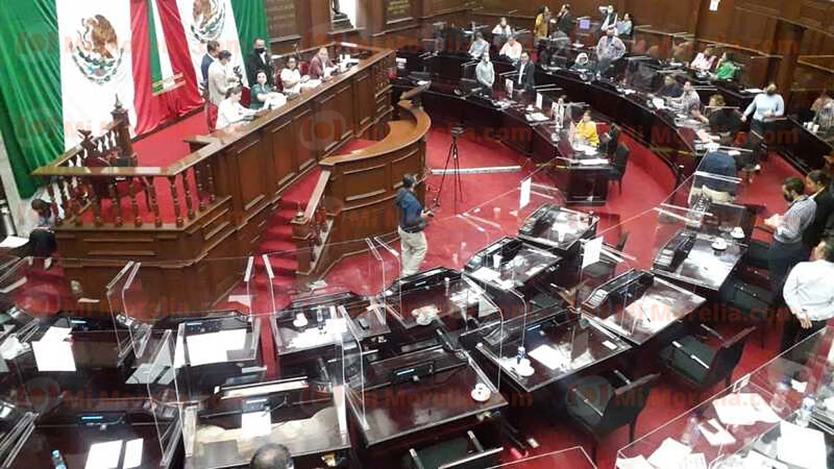 Cabe señalar que por ley, los legisladores tienen hasta el 30 de abril para realizar la aprobación o no de este dictamen