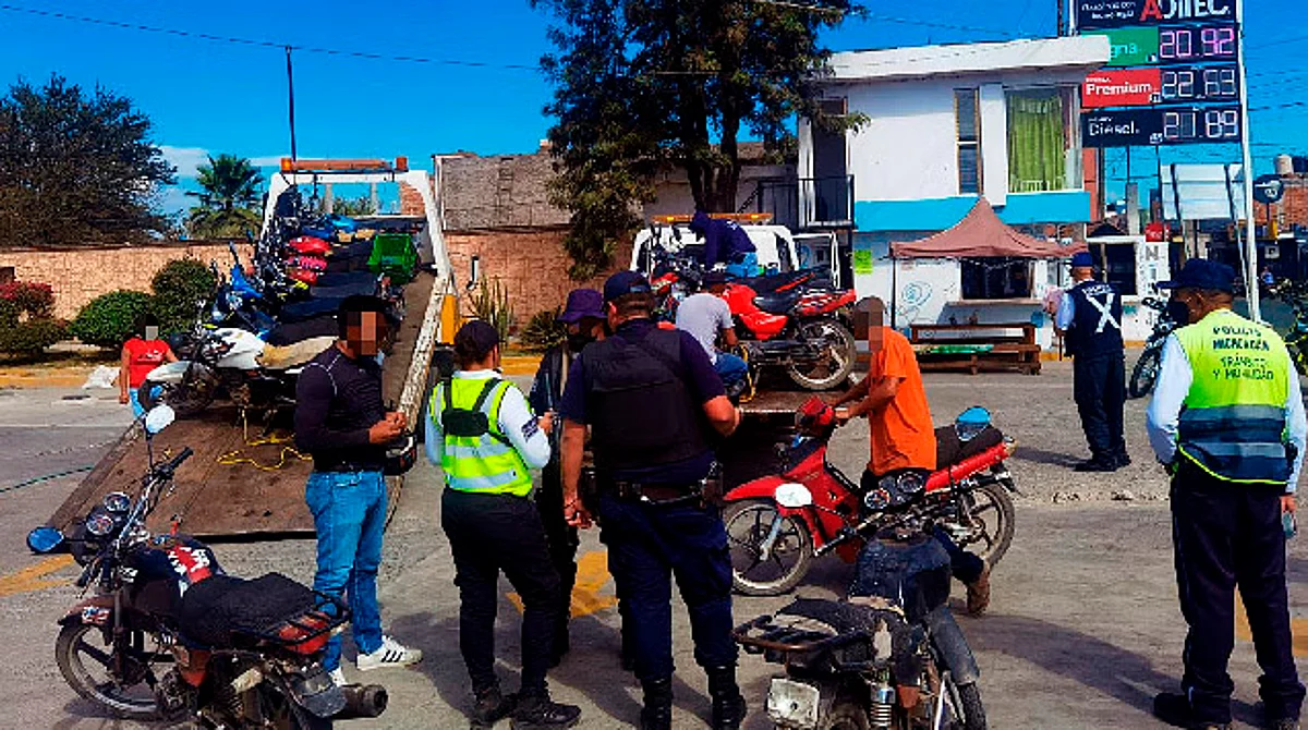 Diputados presentan iniciativa para regular motos en Michoacán