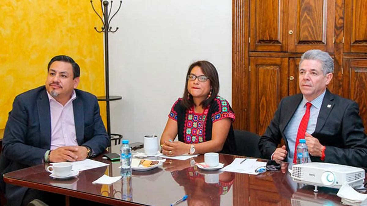 Comisión de Migración avanza en la ruta de establecimiento de una curul migrante