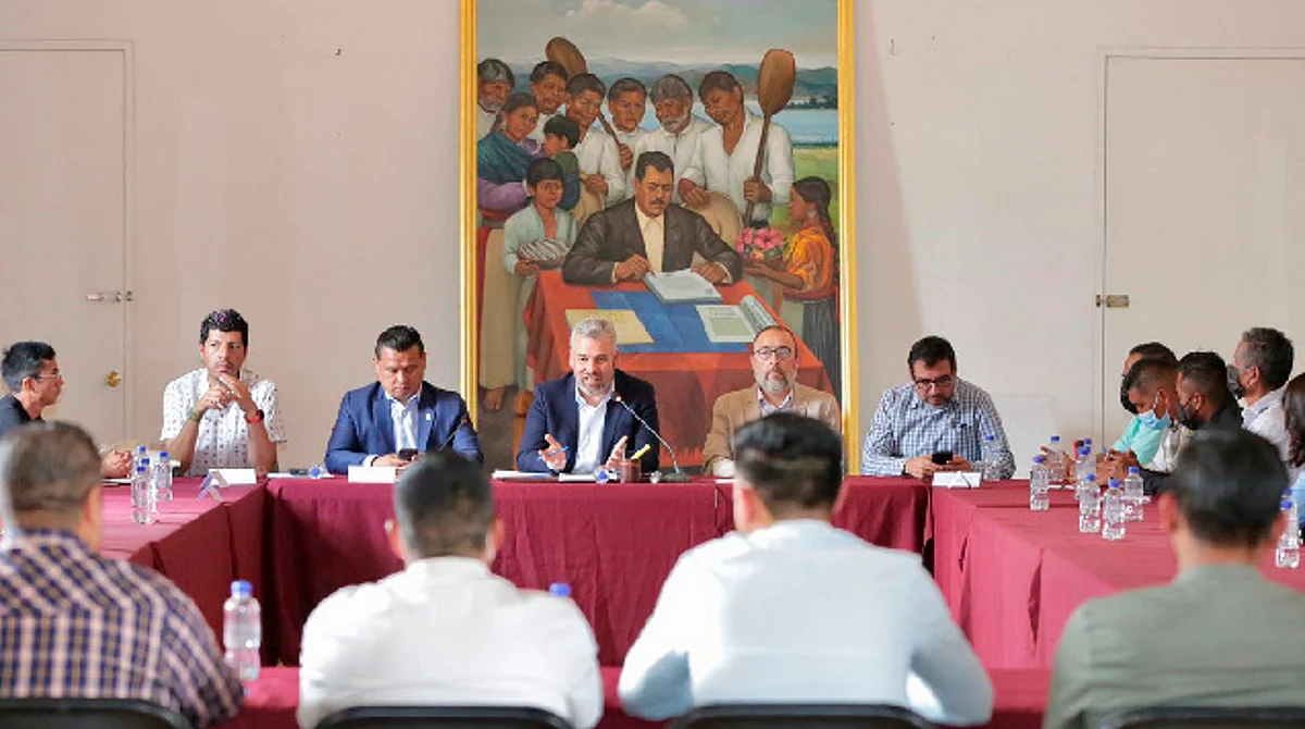Reconoce Gobierno de Michoacán, proceso democrático de Carapan y Tzirio para tránsito al autogobierno