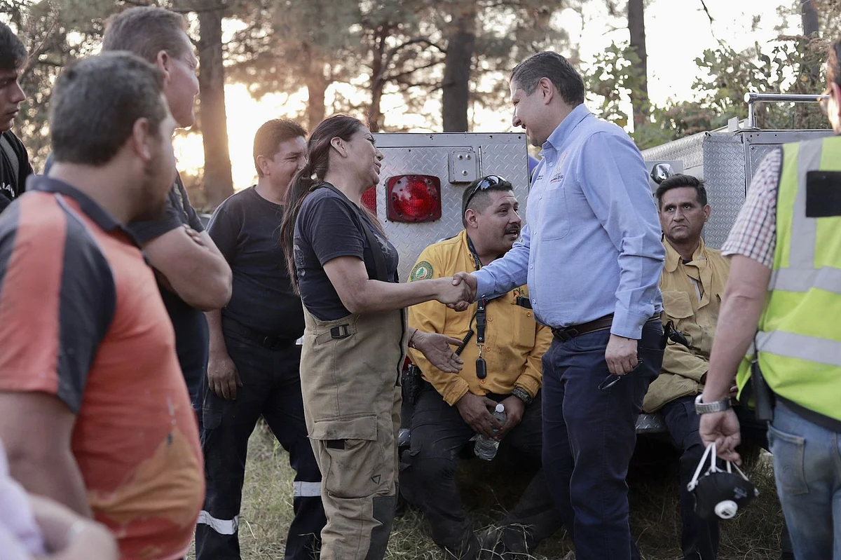 Reconocen labor de brigadistas contra incendios forestales en Uruapan