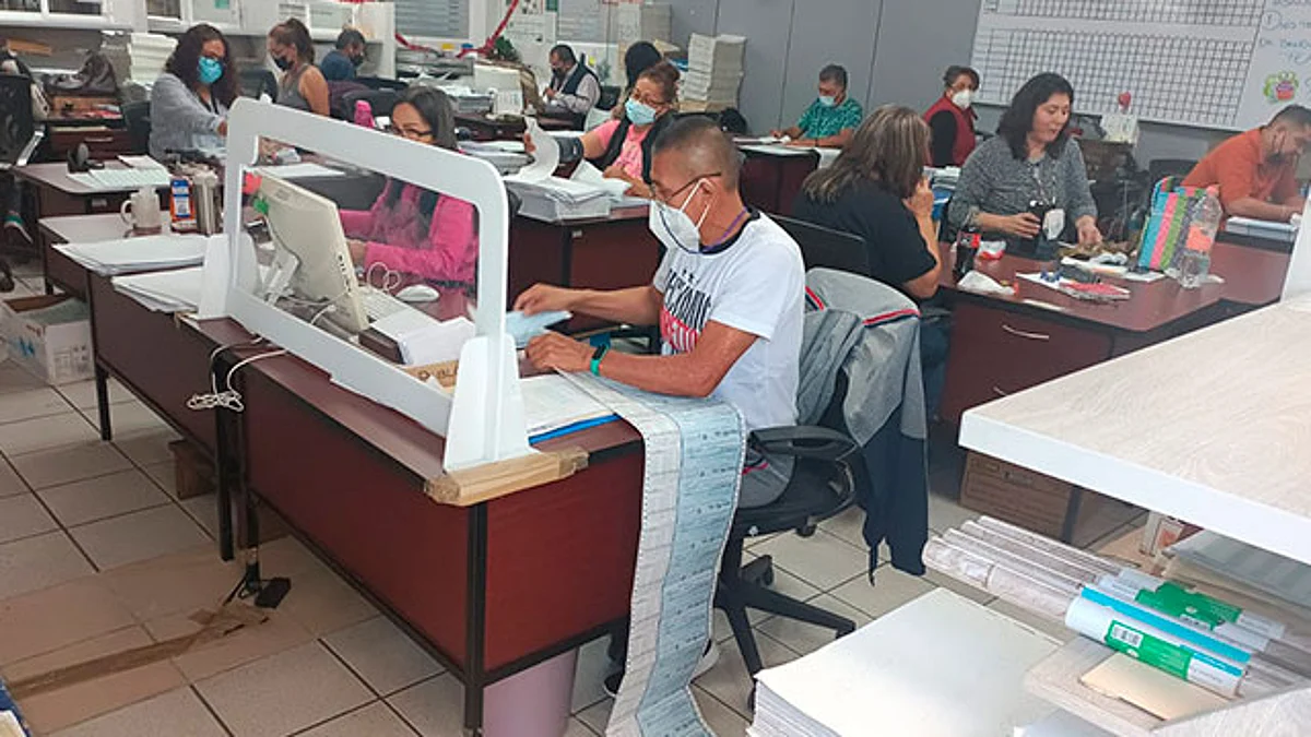 Con este ajuste también se reducen los riesgos de cobrar a destiempo y se posibilita un ahorro personal para el docente