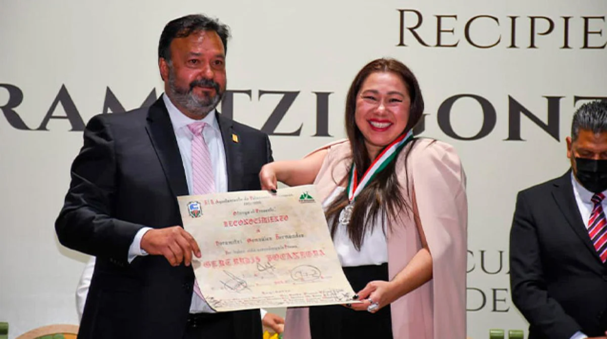 Reconocen a Doramitzi González, atleta paralímpica, con presea "Gertrudis Bocanegra" de Pátzcuaro