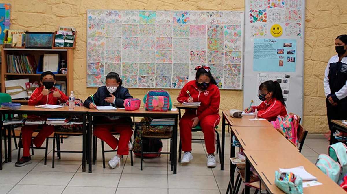 Autoriza SEE aforo del 100% en escuelas de Michoacán