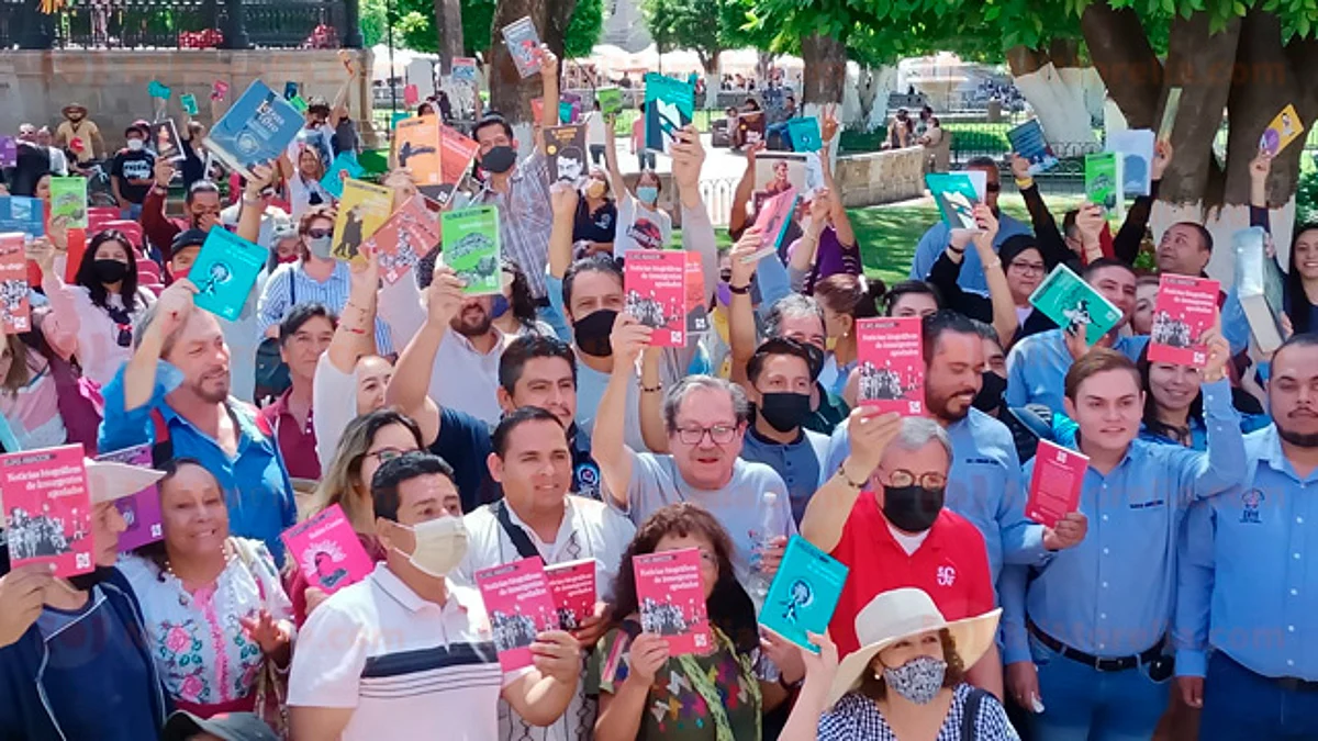 Inicia Librobús Ruta Magisterial en Michoacán