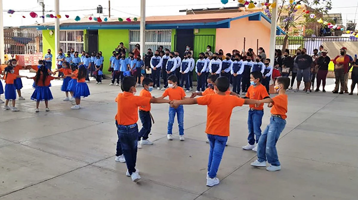 Celebran aniversario en escuela "Wenceslao Victoria Soto"