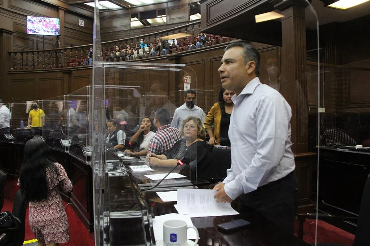 Además se establece que el titular de la Auditoría Superior de Michoacán, no cumplió con el programa anual de fiscalización 2020