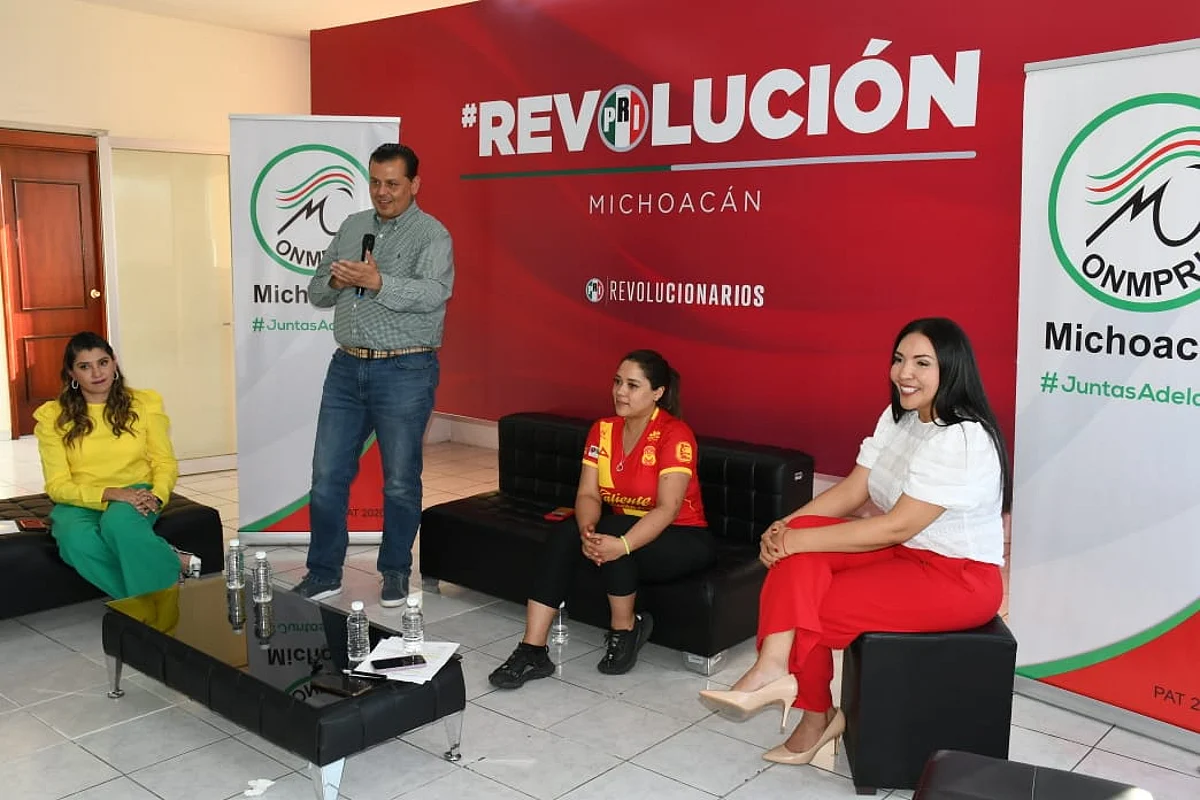 Las luchas se dan en las tribunas con argumentos: Memo Valencia