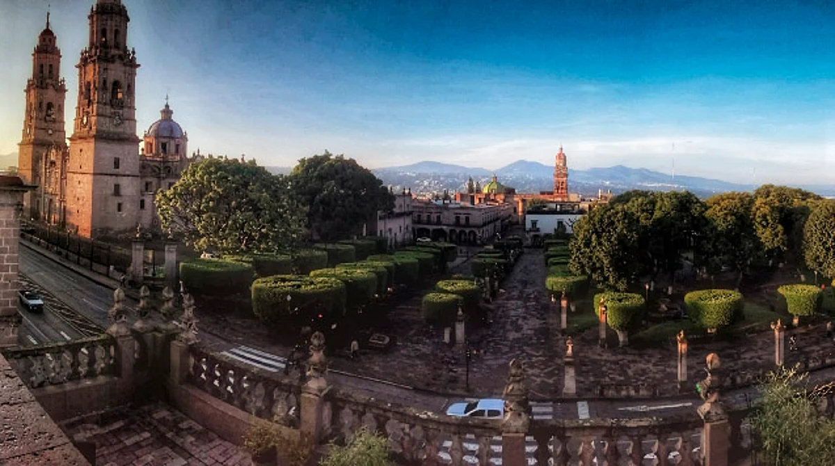 Aire libre y comida deliciosa en estas terrazas del centro de Morelia