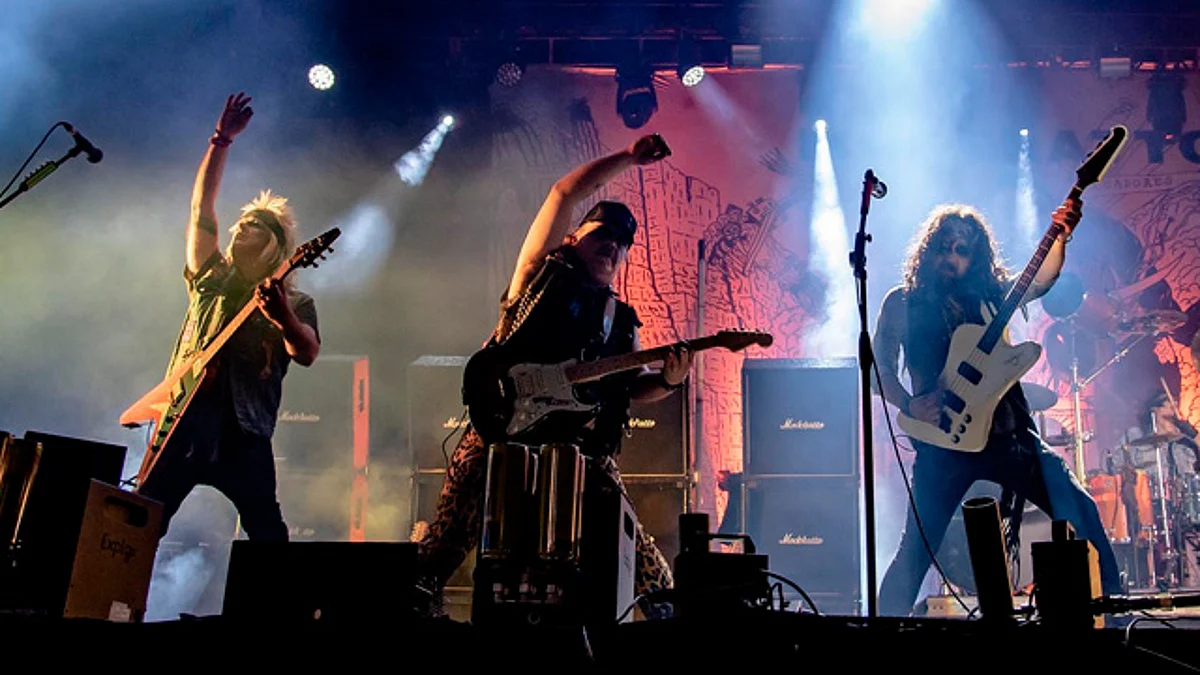 Recuperan equipo robado de Moderatto