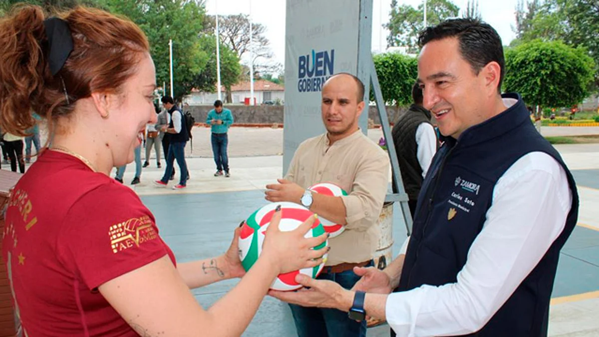 Carlos Soto anunció mejorías en el auditorio de la Unidad Deportiva el Chamizal