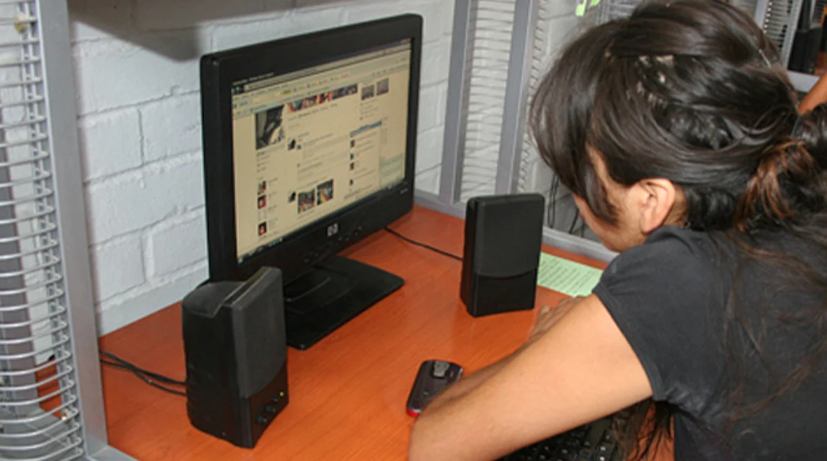 Apenas el 51% de hogares en Michoacán tiene acceso a Internet